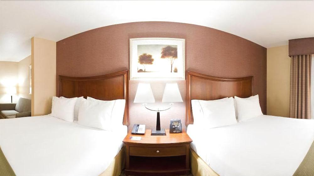 Holiday Inn Express Hotel & Suites Willows By Ihg Eksteriør billede