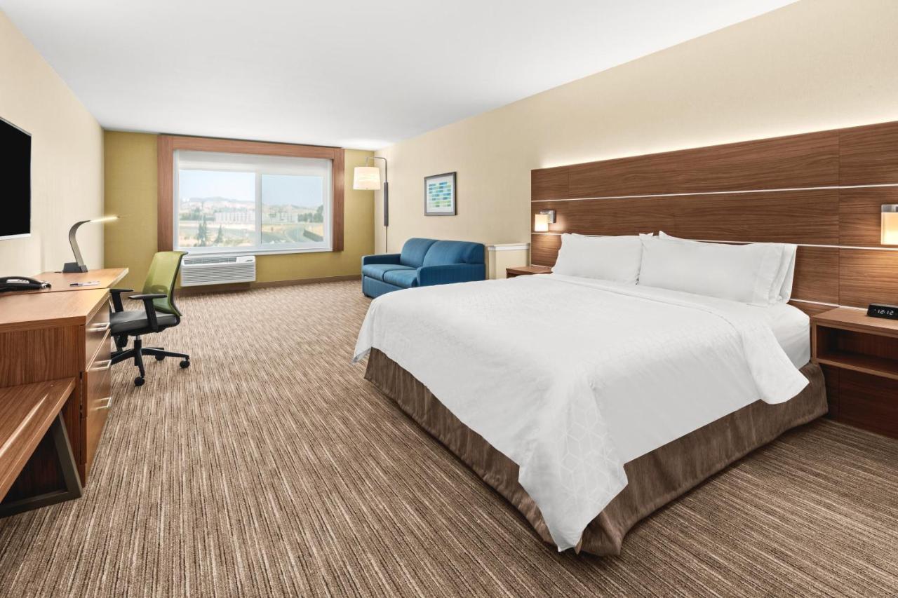 Holiday Inn Express Hotel & Suites Willows By Ihg Eksteriør billede